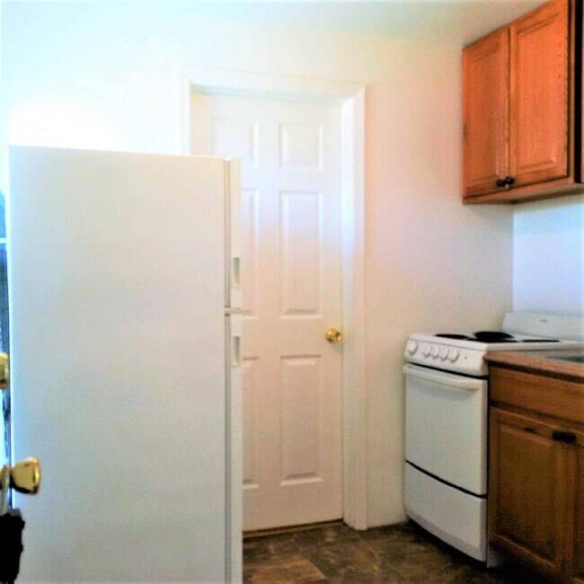 6019 NY82 Unit 10, Stanfordville, NY 12581 Room for Rent in