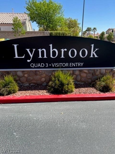 Foto principal - 4932 Royal Lake Ave