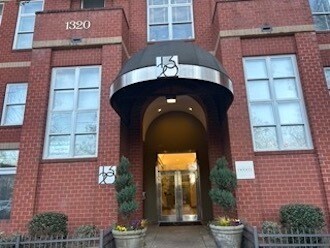 Foto del edificio - 1320 Fillmore Ave