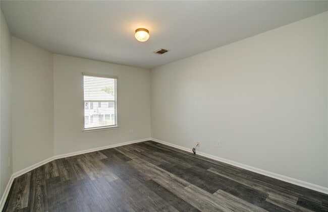 Building Photo - 4702 Kleinway Dr