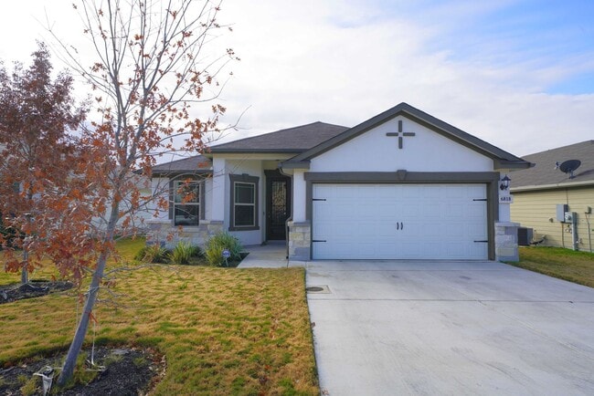 Beautiful like-new home now available in W... - Beautiful like-new home now available in W...