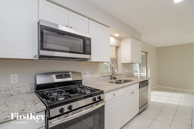 Foto del edificio - 1453 Canterbury Cir