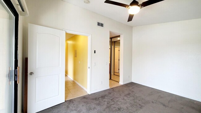 Foto del edificio - 31200 Landau Blvd