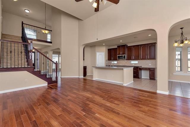Building Photo - 1501 Grassy View Dr