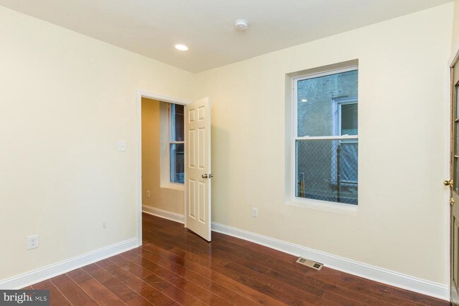 Foto del edificio - 1415 N Lawrence St