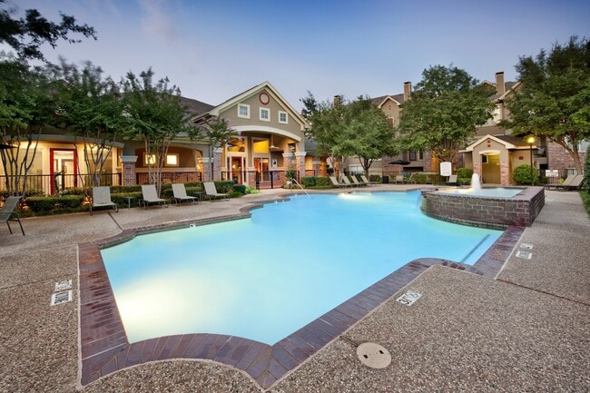 Building Photo - Eleven11 Lexington at Flower Mound