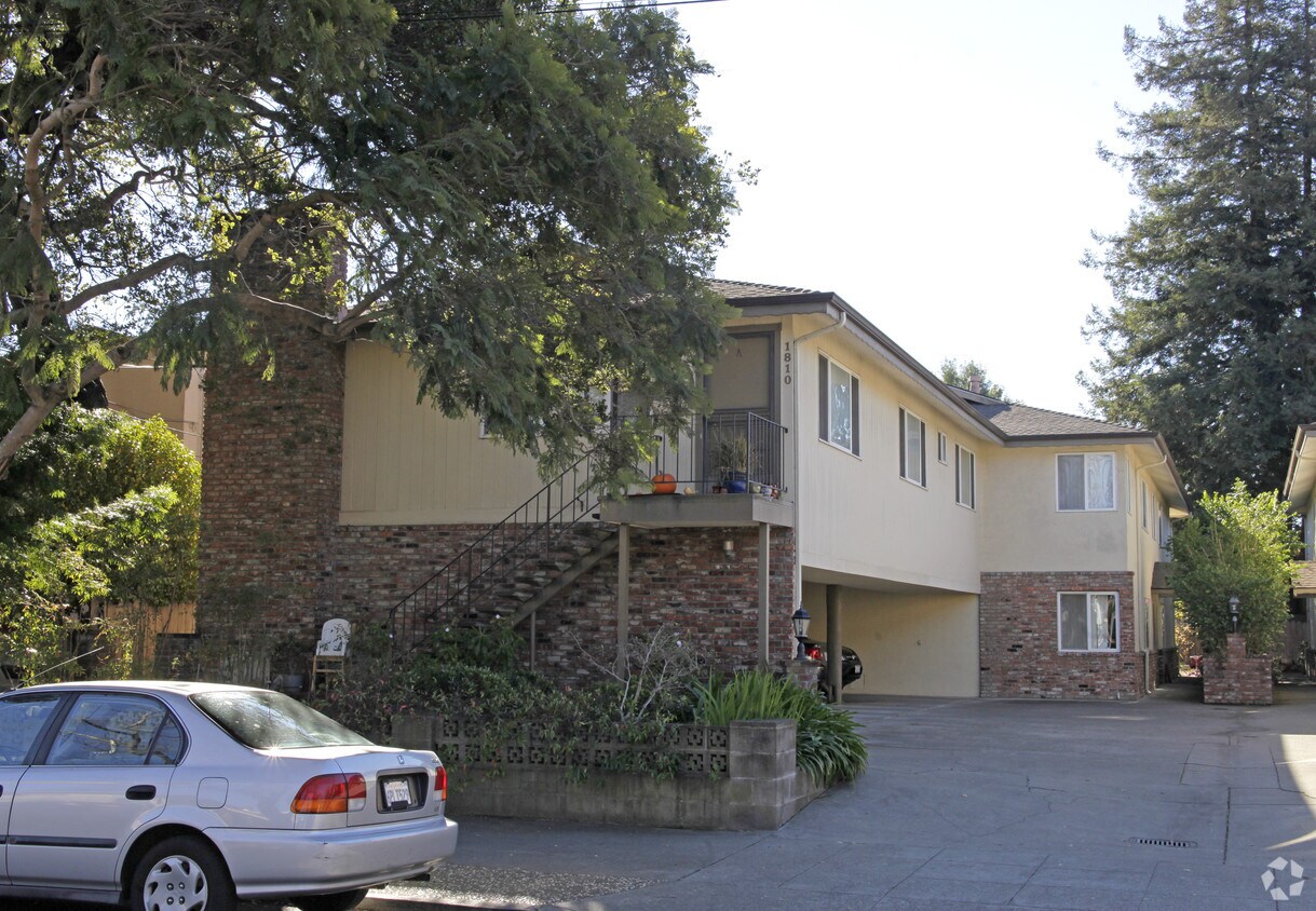 Primary Photo - 1810 Alameda Ave