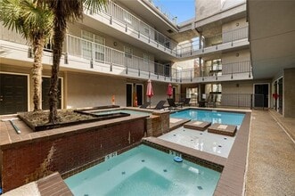 Building Photo - 4303 Buena Vista St