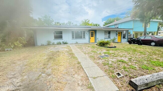 Building Photo - 420 Miriam Ave