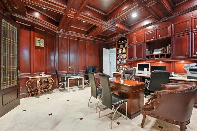 Building Photo - 1119 River Glyn Dr