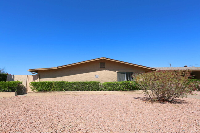 Building Photo - Beautifully Renovated 2-Bedroom Home in a ...