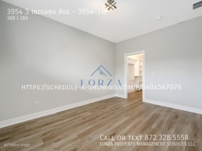 Building Photo - 3954 S Indiana Ave