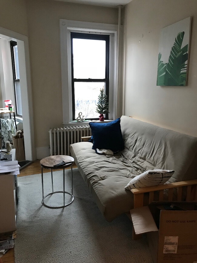 Building Photo - 26 Beacon St