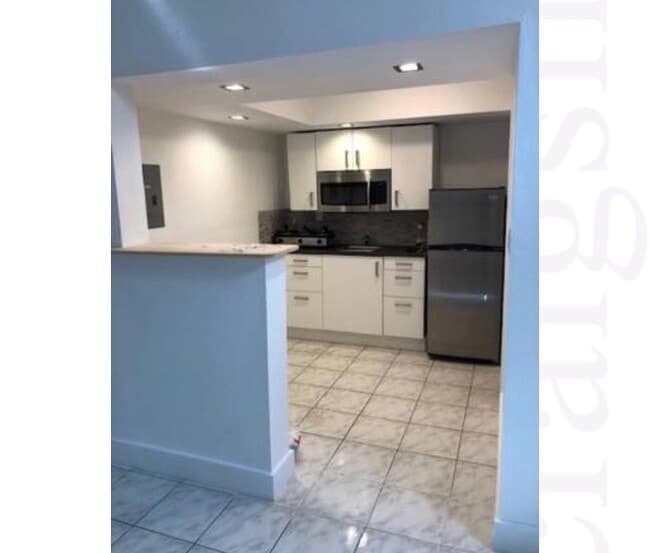 Building Photo - 631 SW 89th Ct