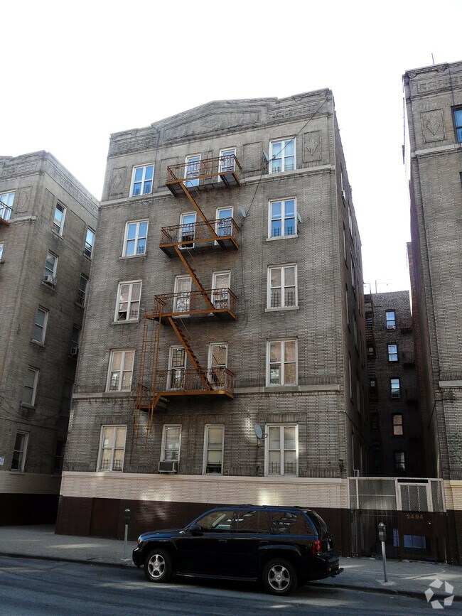 2494 Morris Ave Bronx, NY 10468 Rentals Bronx, NY