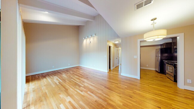Foto del edificio - 4060 McGee St