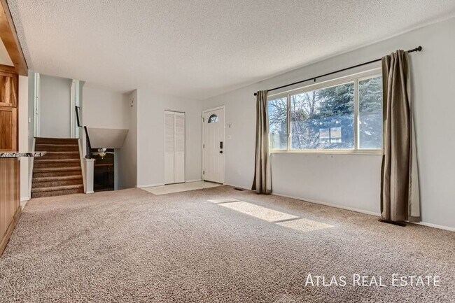 Foto del edificio - 7105 Gershwin Ct