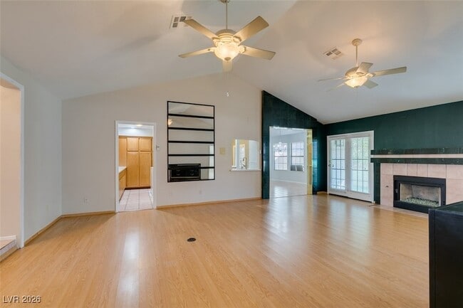 Building Photo - 224 Garfield Dr