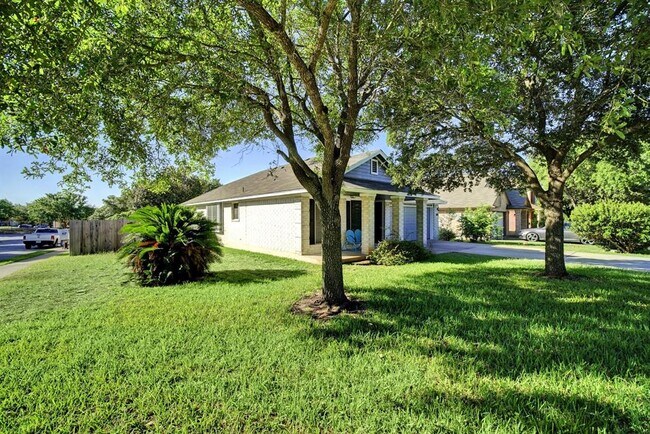 Foto del edificio - 17249 Sandwick Dr