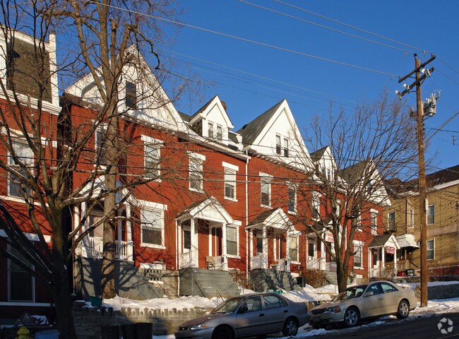 Foto del edificio - 2409-2417 W. Clifton Ave