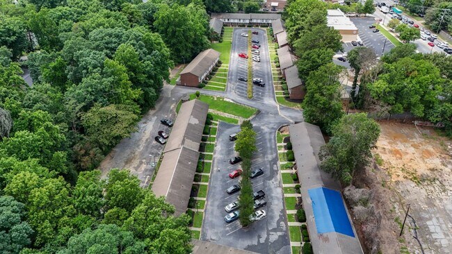 Foto del edificio - Renovated Townhome in Village Green!