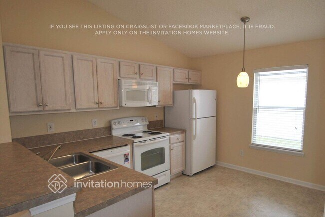 Foto del edificio - 1872 Pineta Cove Drive