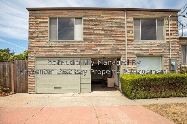 Building Photo - 5925 San Jose Ave