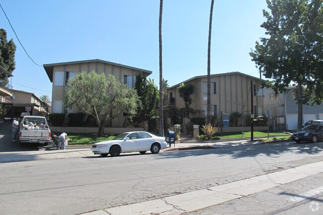 Edificio - 839-845 Glenway Drive