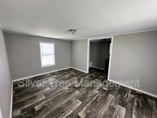 Foto del edificio - 266 Lark Meadow Dr