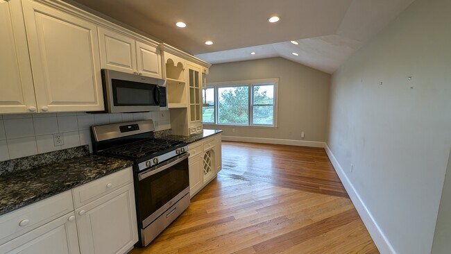 Foto del edificio - 1900 Washington St