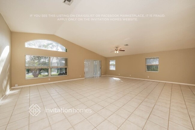 Building Photo - 3900 Majestic Palm Way