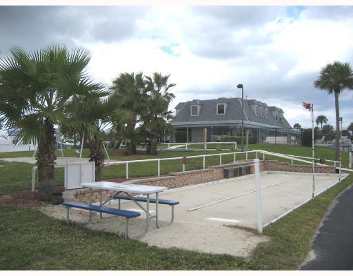 Building Photo - 900 Juno Ocean Walk