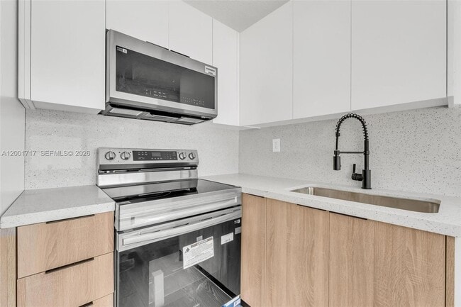 Foto del edificio - 1611 NE 50th Ct