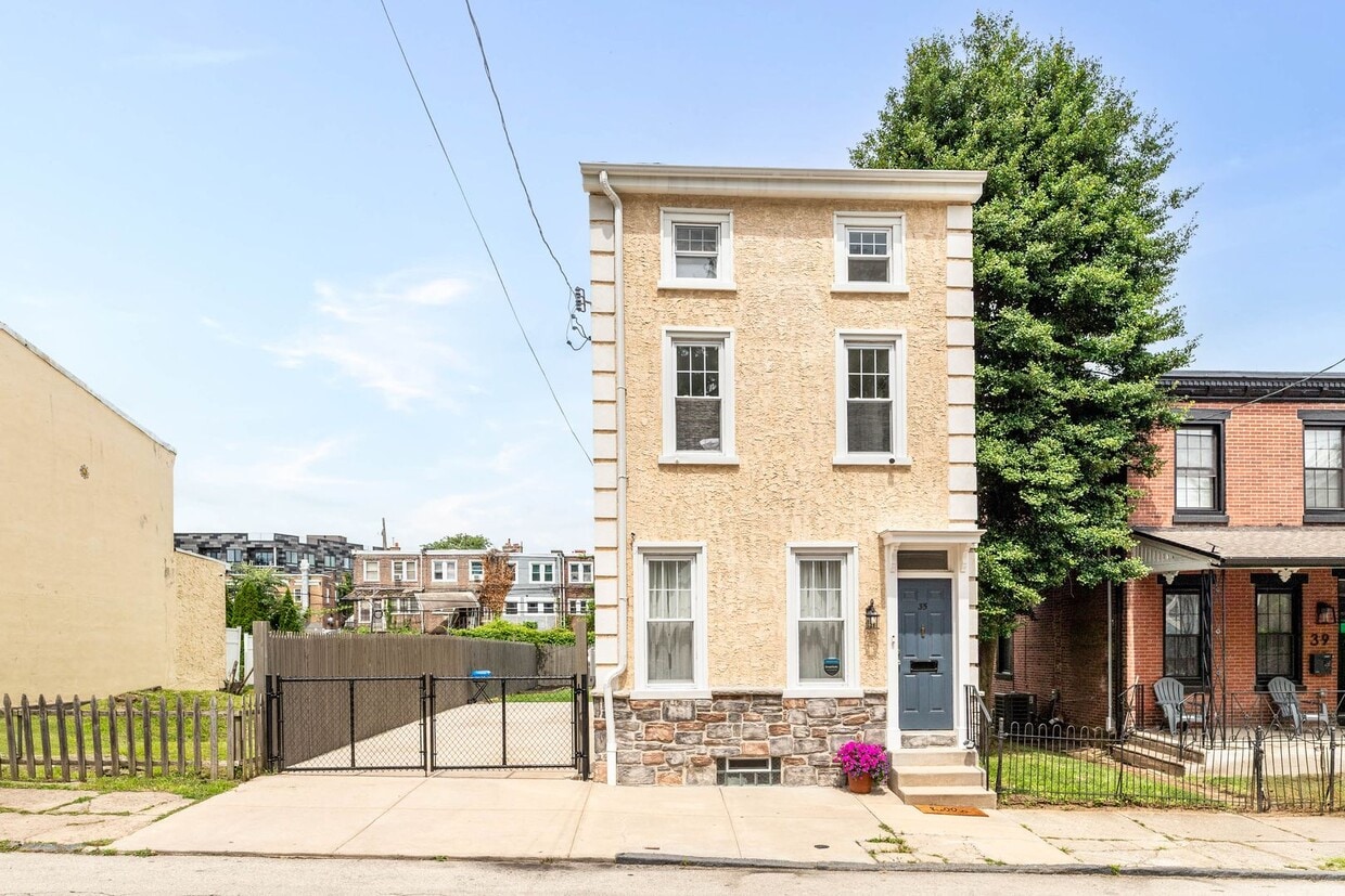 Spacious Detached 4BR/2.5BA Home in Mount ... - Spacious Detached 4BR/2.5BA Home in Mount ...