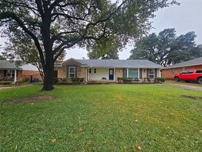 Building Photo - 1209 Ashland Dr