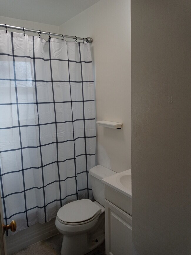 Bright clean bathroom - 564 W 10th St