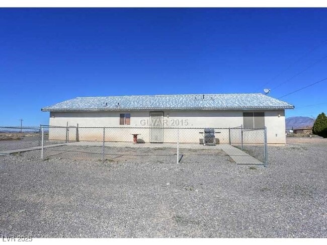 Building Photo - 1741 Idaho St