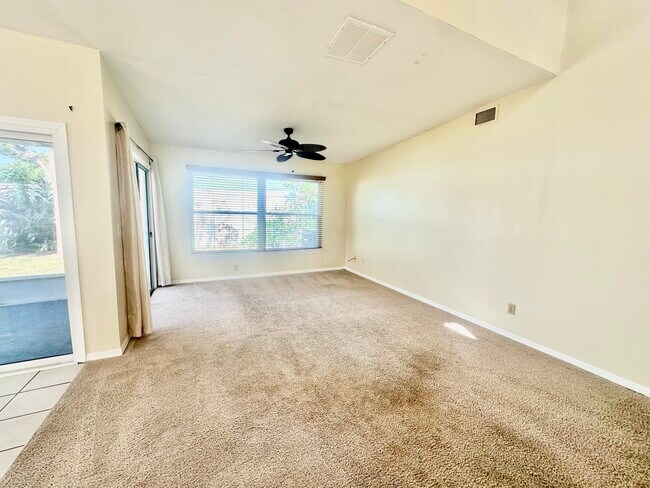 Building Photo - 1210 Cypress Bend Cir