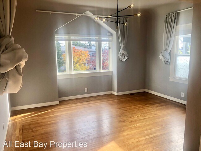 Building Photo - 1 br, 1 bath House - 4329 Howe St.