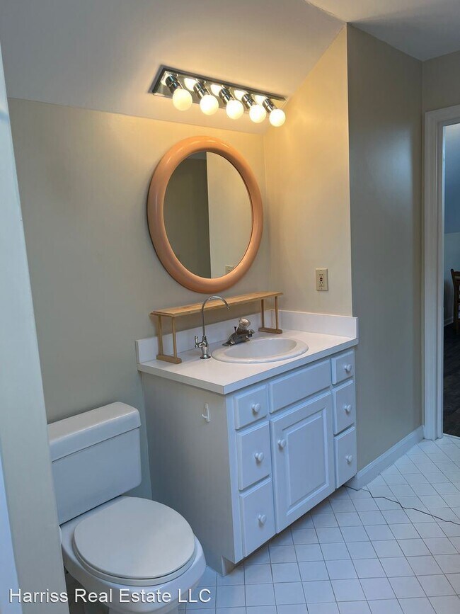 Foto del edificio - 1 br, 1 bath House - 2421 MIDDLE SOUND LOO...