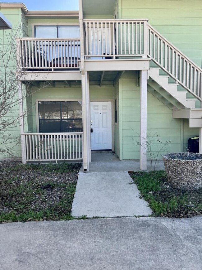 211 E Schulz St, Marion, TX 78124 House Rental in Marion, TX