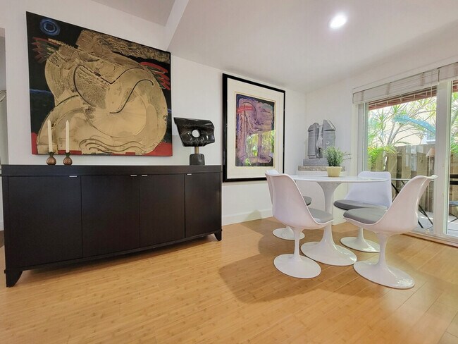 Foto del edificio - 2908 Bayshore Dr