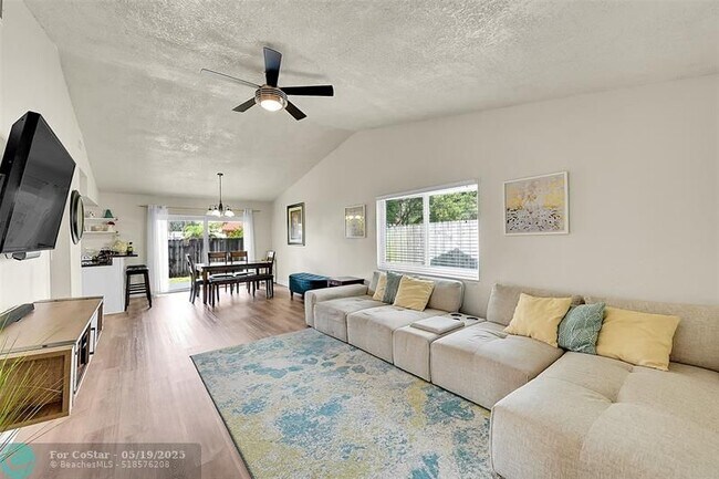 Foto del edificio - 8540 NW 49th St