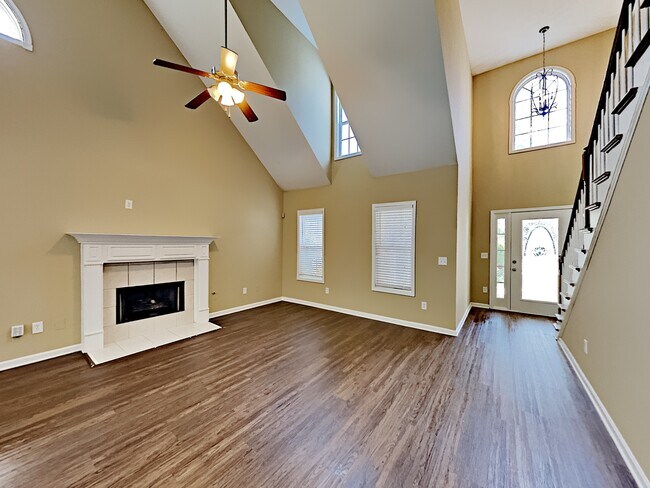 Foto del edificio - 1298 Tumblerock Court