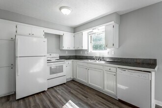 Building Photo - 1407 Mana Ln