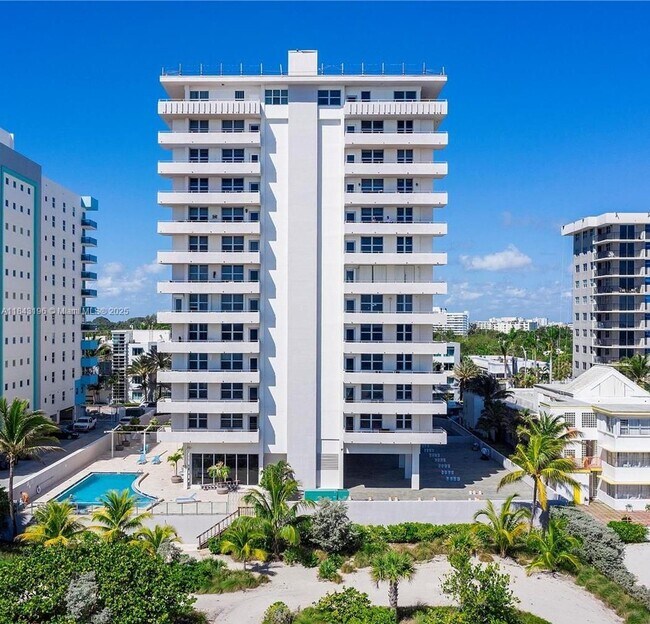 Foto del edificio - 9225 Collins Ave