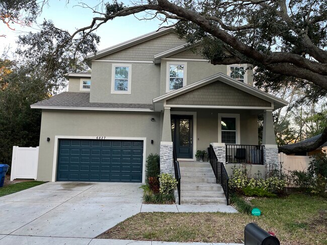 Foto del edificio - 6827 Turner St N