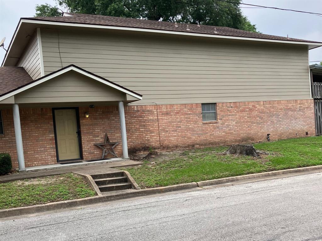 Foto principal - 114 N Harris St