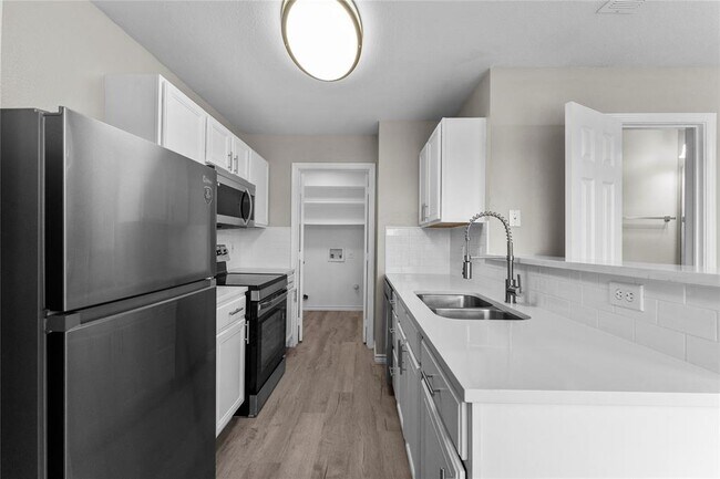 Foto del edificio - 106 Green Isle Ave
