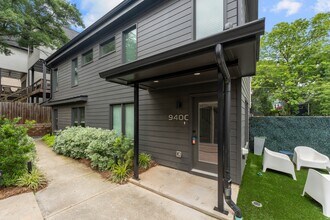 Building Photo - 160 Holtzclaw St SE